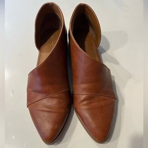 Universal Threads Shoe